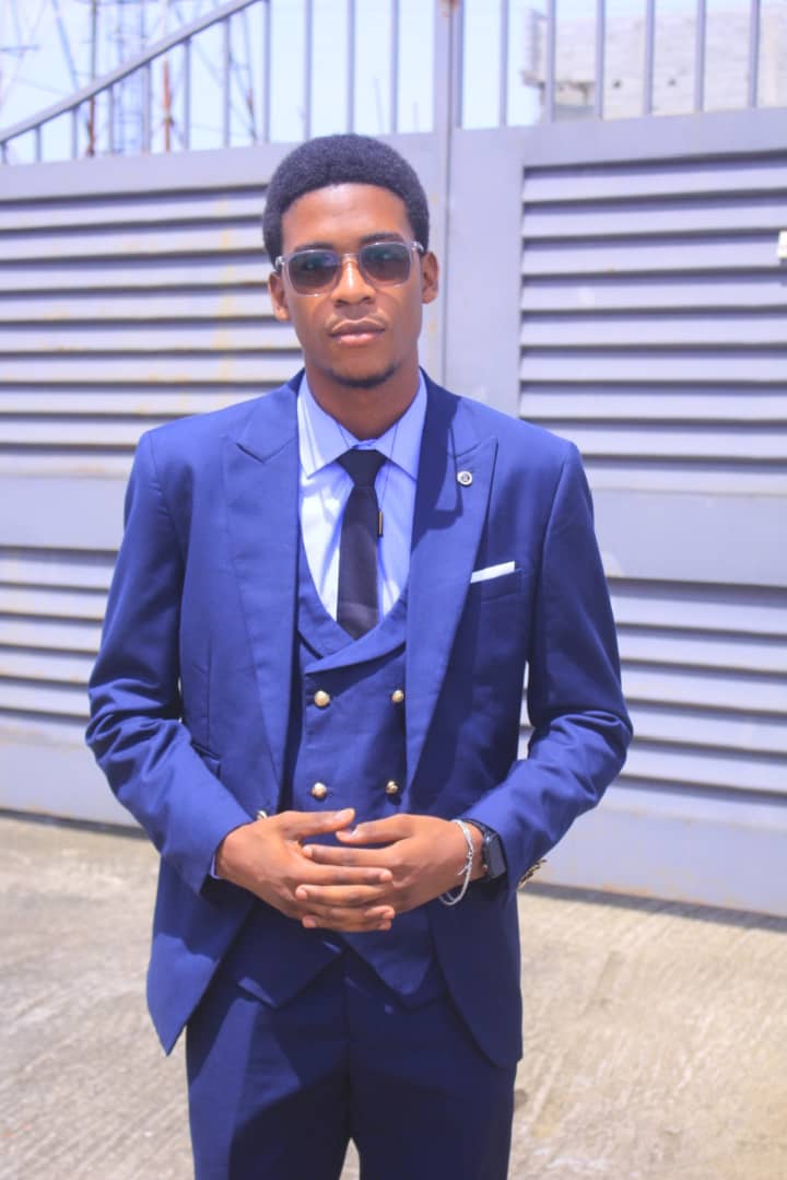 "les hommes mentent , viens je vais te dire la vériter"